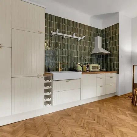 Mokotow - Location, Tram&shops Nearby - By Rentujemy *