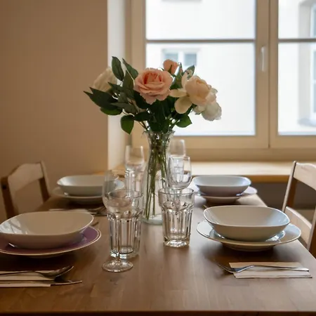 Mokotow - Location, Tram&shops Nearby - By Rentujemy *